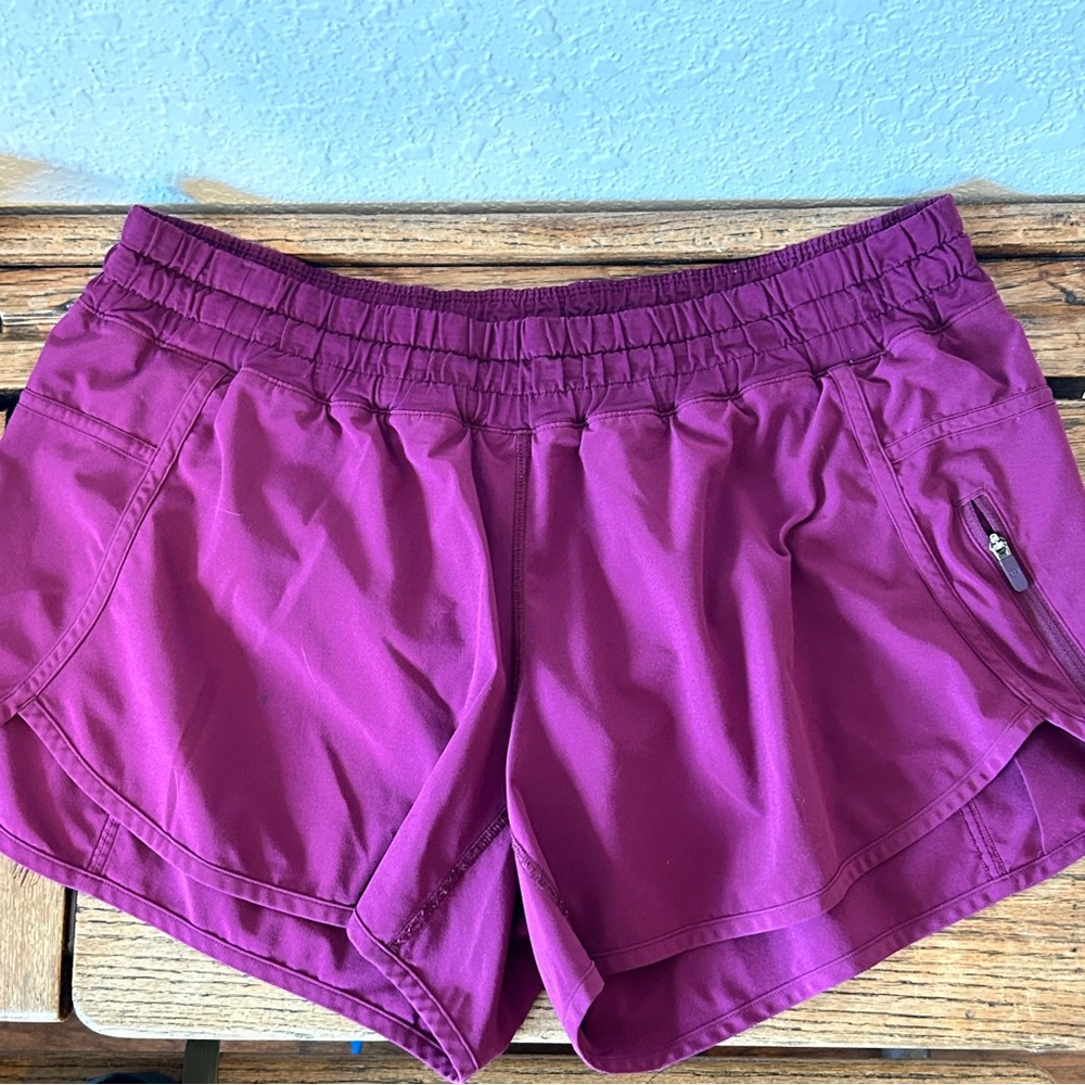 Lululemon low rise shorts